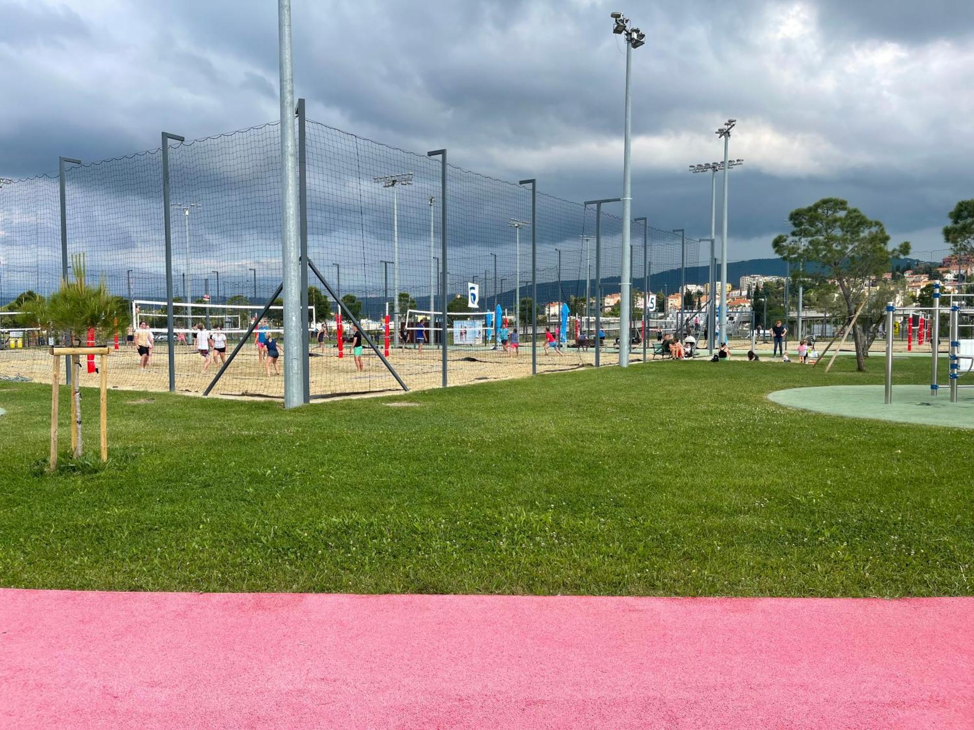 Sunset Residence Koper & Free Parking Garage Екстериор снимка